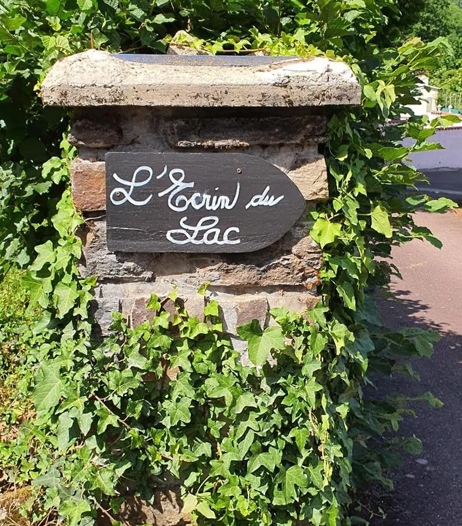 L'Ecrin Du Lac - O Cepes Mazamet 0*,